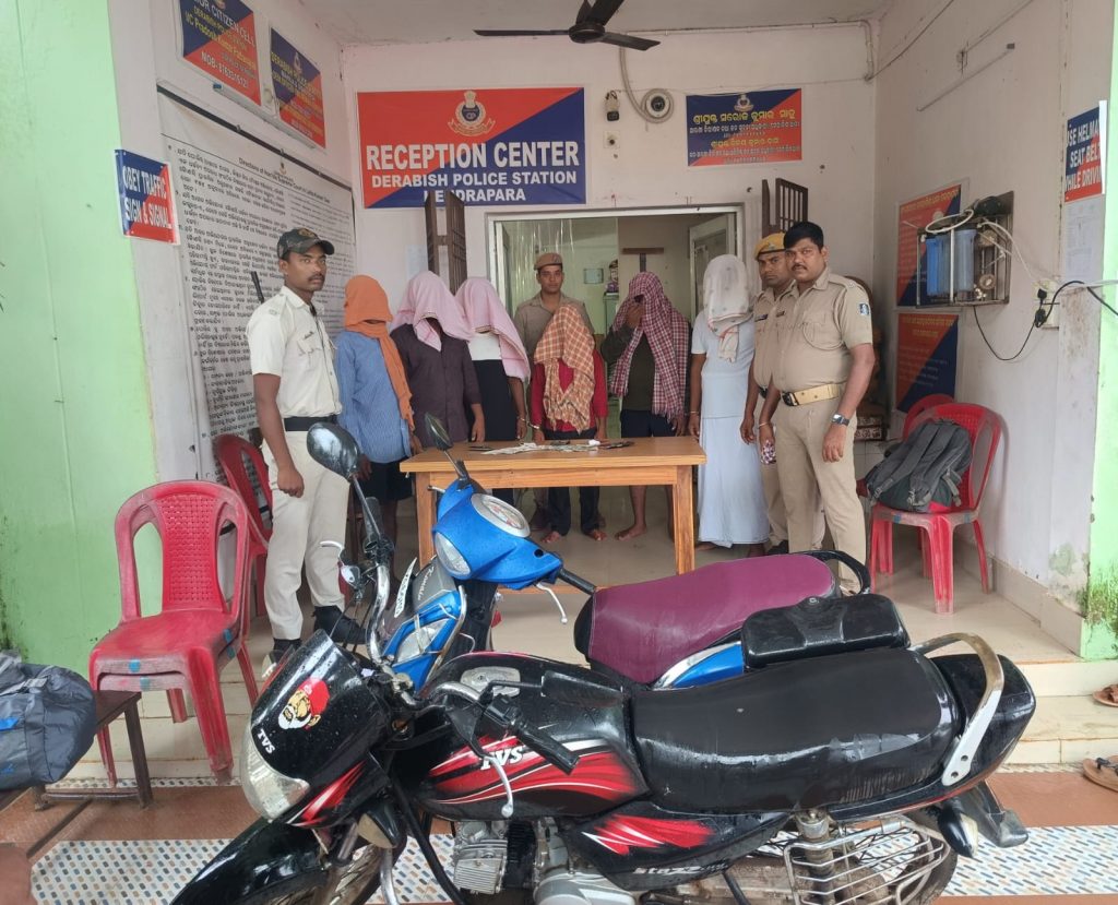 Kendrapara for looting the house