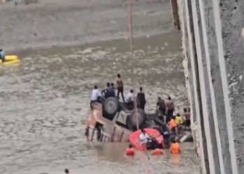 Gujarat bridge collapse