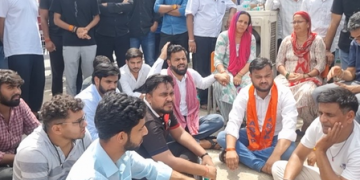 Sharda University su*cide: Family, students protest against faculty; police resort to lathi-charge