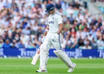 Rain delays start of second session on Day 1 of fifth Test