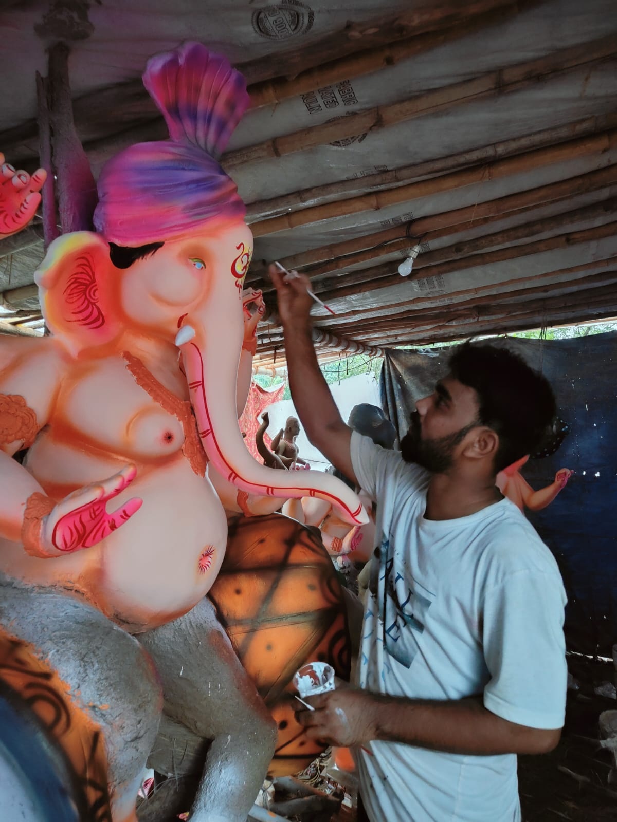 Artist Sashikant Behera