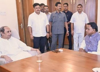 Naveen Patnaik, Odisha CM Majhi