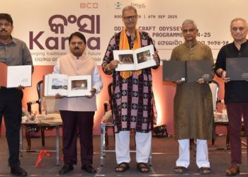 Book realise ((KANSA) at Crown hotel by MGM Foundation & Bhubaneswar Experimental Art and Design Studio Saturday (1)