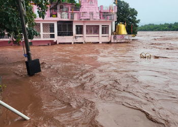 Rain mayhem in north India: Kashmir valley isolated, Delhi faces Yamuna threat