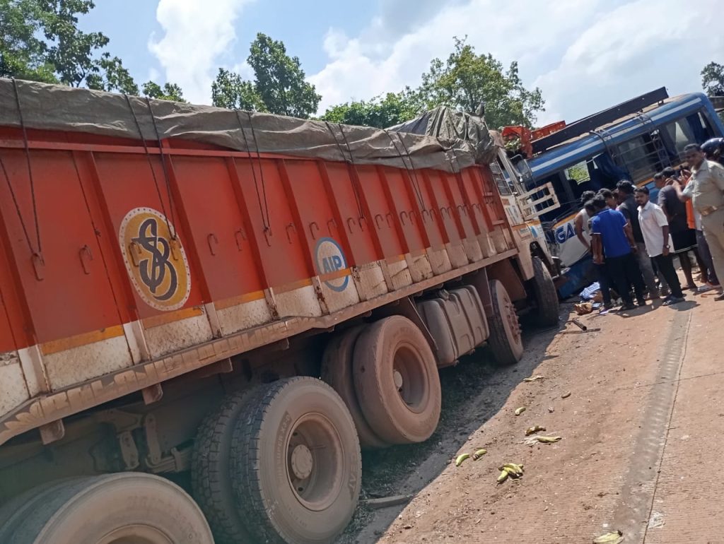 Sundargarh bus-truck collision: Death toll reaches six, 10 injured