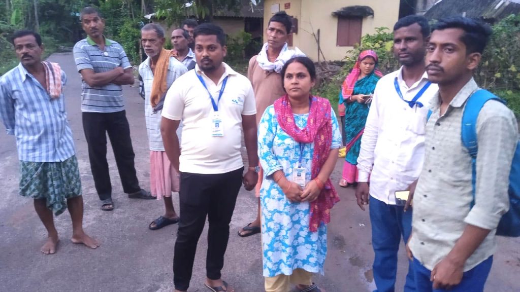 BASUDEVPUR- Sisu surakshya team sisu kanya bikri abijoga ra tadanta karuchi