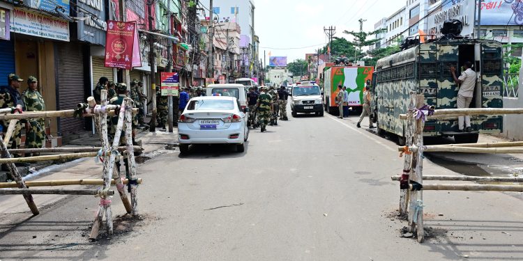 Curfew eased, internet ban prolonged amid peace efforts in Cuttack
