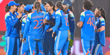 Indian women's cricket team visits Mahakaleshwar Temple following consecutive defeats