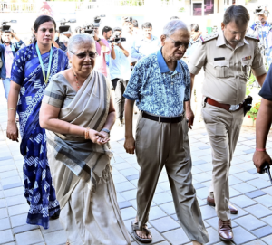 Infosys founder Narayana Murthy, wife Sudha