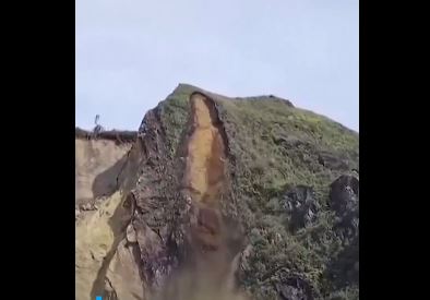 Around 21 killed as landslide flattens homes in Papua New Guinea highlands