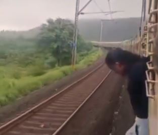 Train viral video