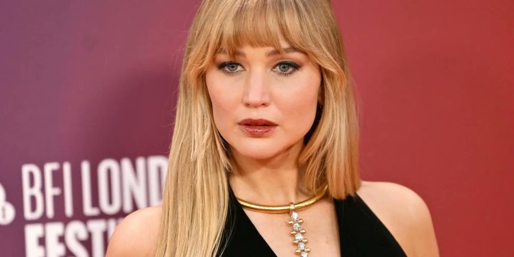 Jennifer Lawrence remains cautious on political commentary, Trump remarks
