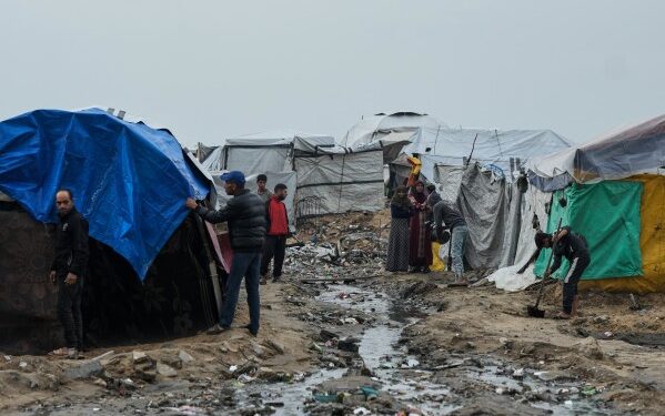 Aid flow into Gaza falls short of ceasefire terms, analysis of Israeli figures shows