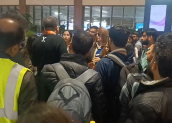 Dense fog disrupts flights across India, passengers stranded