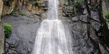 Tunki Waterfall