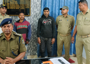 Truck driver murdered over unpaid food bill; two held