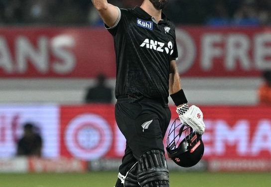 2nd ODI: Daryl Mitchell’s unbeaten 131 powers New Zealand to seven-wicket win over India