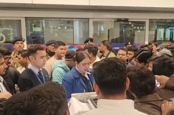 Delhi airport sees uproar after IndiGo flight delay