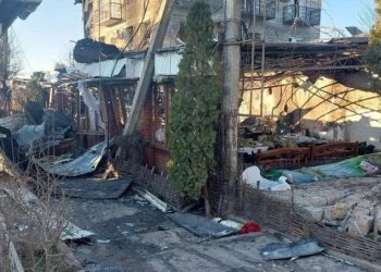 Drone strikes wound civilians in Russia, Ukraine ahead of Paris talks