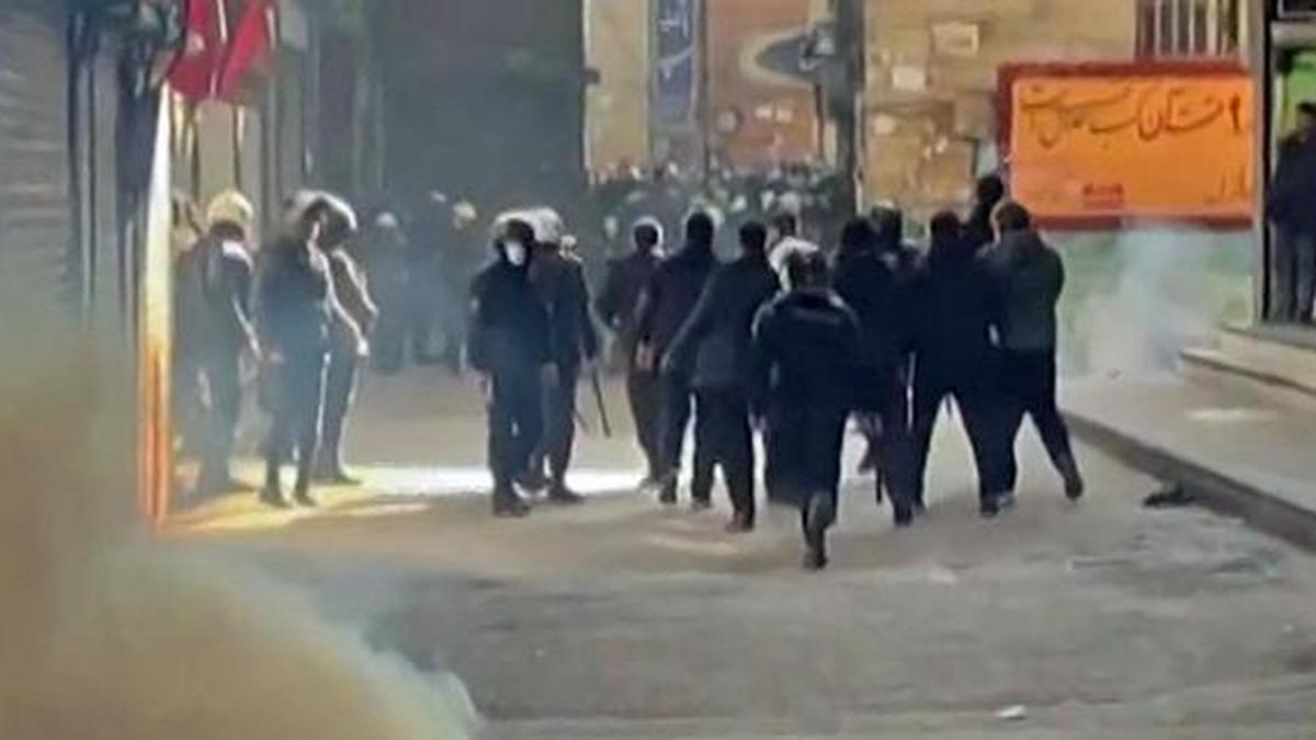 Australia, Canada, EU condemn killing of protesters in Iran