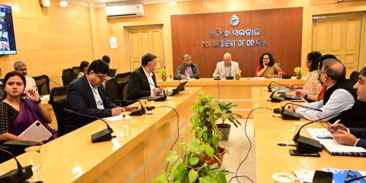 Tribal empowerment, skill training focus of Chief Secy-NITI CEO meet