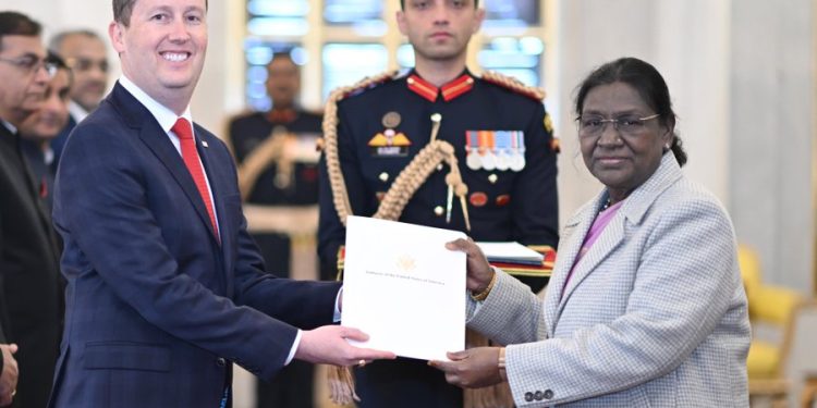 US Ambassador Sergio Gor presents credentials to President Murmu