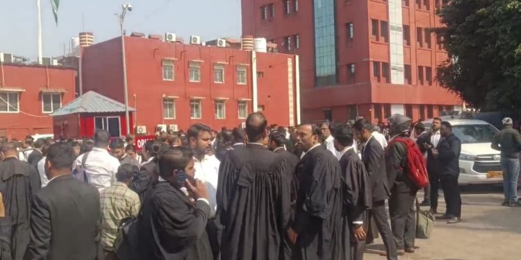 Bomb threat in Sambalpur, Cuttack, Deogarh courts trigger security alert