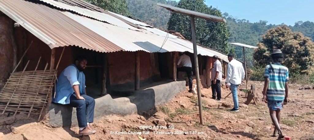Chandranshu-Eight Tribal Families to Relocate from Hilltop Hamlet in Kalahandi