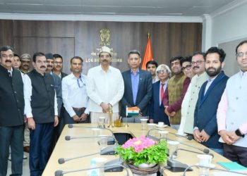 Uttarakhand delegation meets Governor