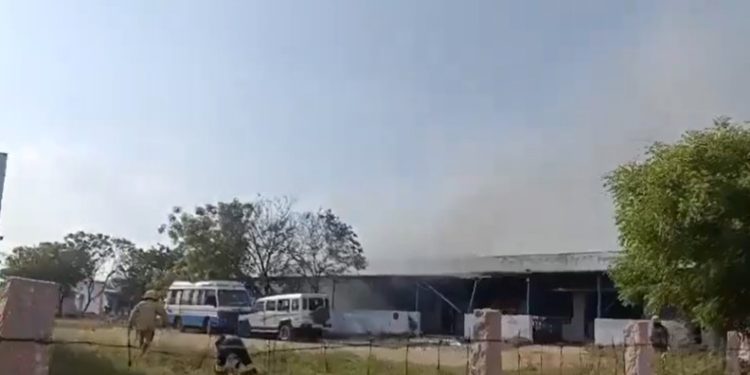 Explosion at firecracker factory in Tamil Nadu, over 10 feared dead