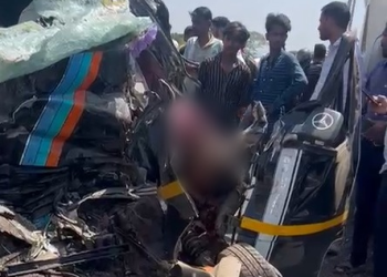 Mumbai road accident