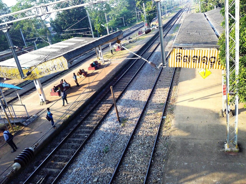 NKP_RailwayStation_01