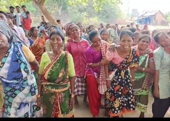 2 girls die as school boundary collapses