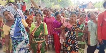 2 girls die as school boundary collapses