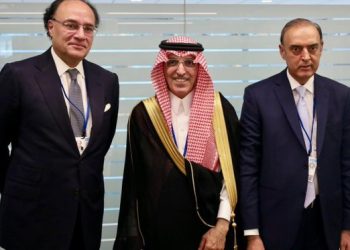 Saudi Arabia backs Pakistan with $3 billion deposit, extends $5 billion facility