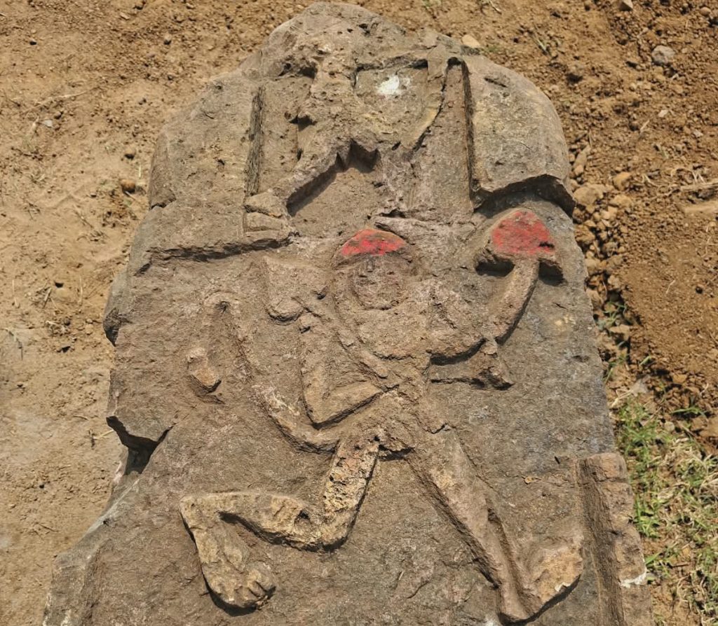 Stone -Ramayana statue