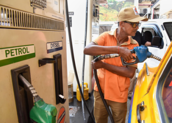Govt cuts diesel, ATF duties; revises petrol export tax