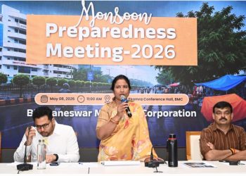 Monsoon Preparedness: MEET 24-hr deadline for sludge removal, says BMC