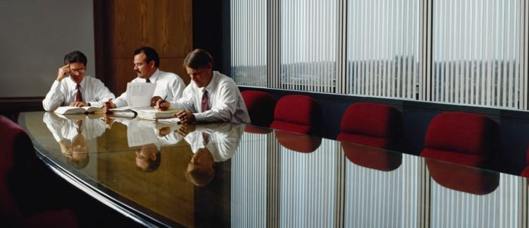 MIDLIFE CRISIS OF FIRMS