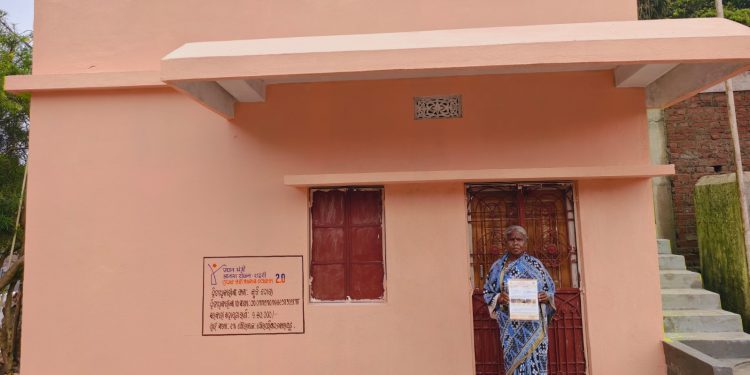 Odisha has emerged as the top-performing state in the country in completion of houses under the Pradhan Mantri Awas Yojana – Urban (PMAY-U 2.0), marking a significant milestone in the state’s urban development journey. Since the launch of PMAY-U 2.0 in September 2024, Odisha has recorded impressive progress in providing affordable housing to urban beneficiaries. Between March 2025 and March 2026, the state consistently retained the number one position in the country in house completion performance, reinforcing its commitment to the vision of ‘Housing for All’. According to official data, a total of 24,625 houses have been sanctioned under the scheme in the state. Of these, 23,464 sites have already been geo-tagged, enabling faster monitoring and execution of projects.