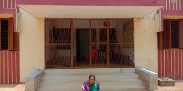 Woman, son held for attempt to kill man over pledged gold