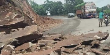 Dwarasuni ghat: NH-49 traffic curbs extended till June 15