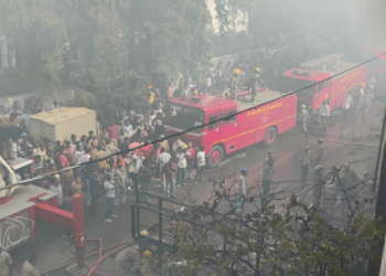 Fire breaks out at three-storey commercial building in Lucknow