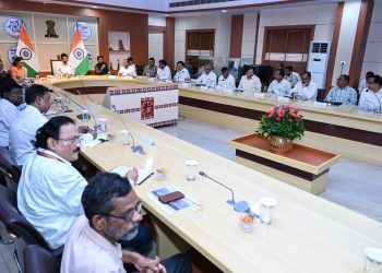 Governor for wider adoption of solar-powered pumps