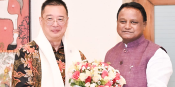 CM Majhi, Singapore envoy discuss boosting investments in Odisha