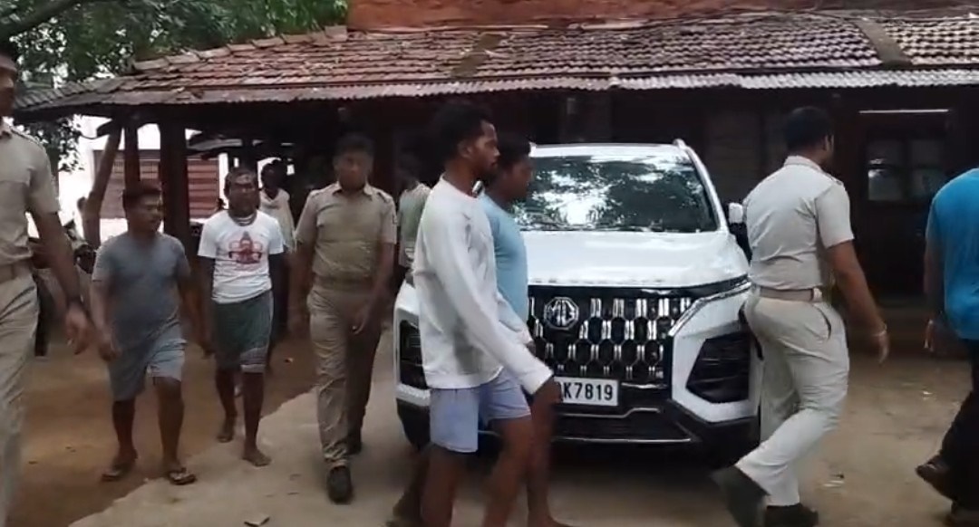 21 held for mob attack on 2 NGO workers