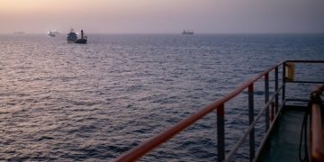 Sea route near Oman expanded to ease Strait of Hormuz traffic: US Navy