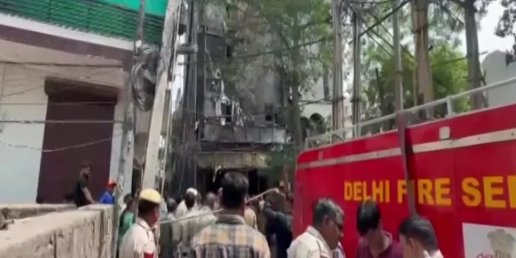 Deadly blaze at south Delhi restaurant claims 18 lives
