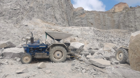 Seven labourers killed in Bengaluru stone quarry collapse