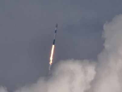 Discarded SpaceX rocket on collision course with Moon